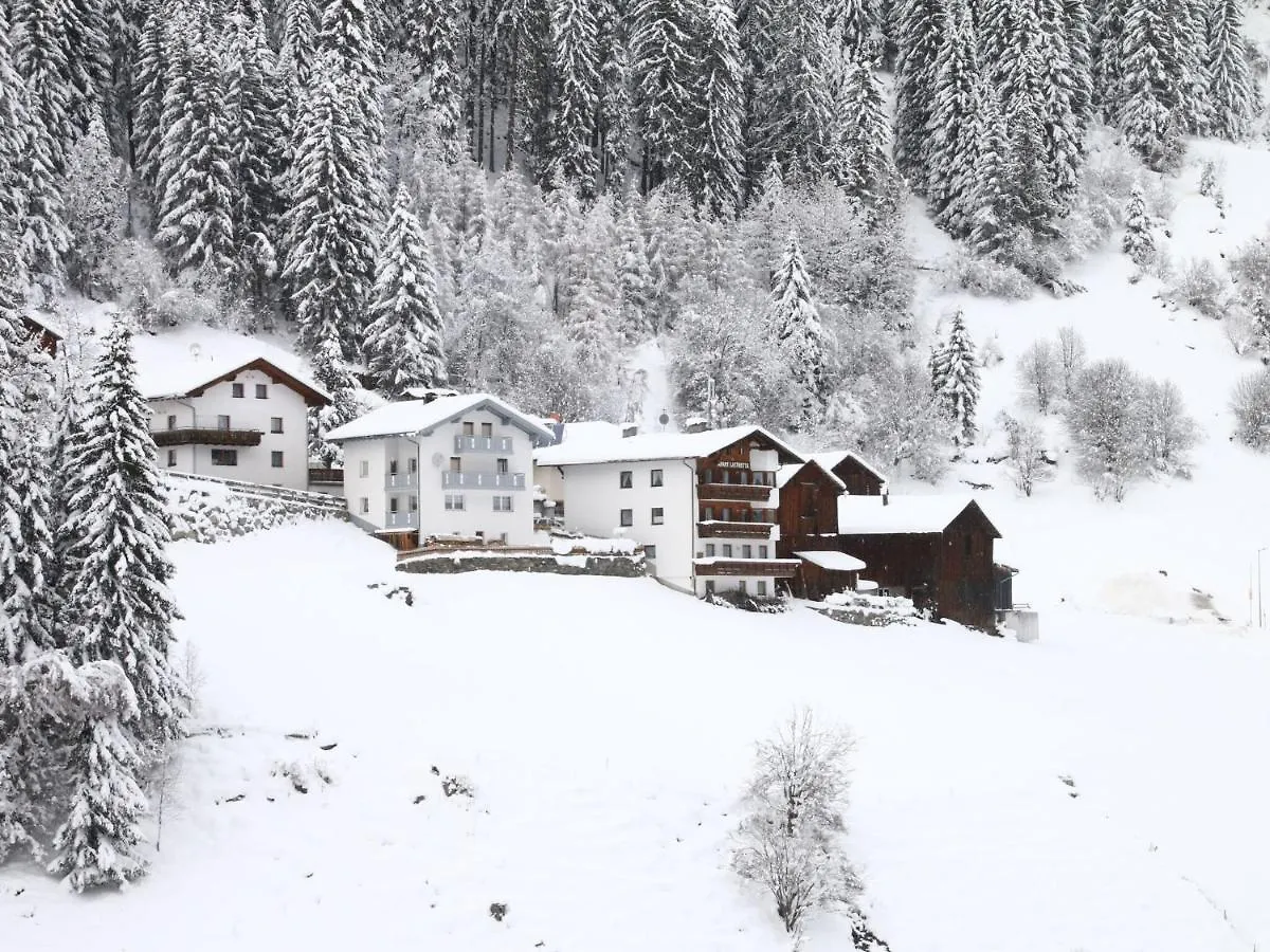 Apartment In Ischgl Overlooking The Mountains אוסטריה